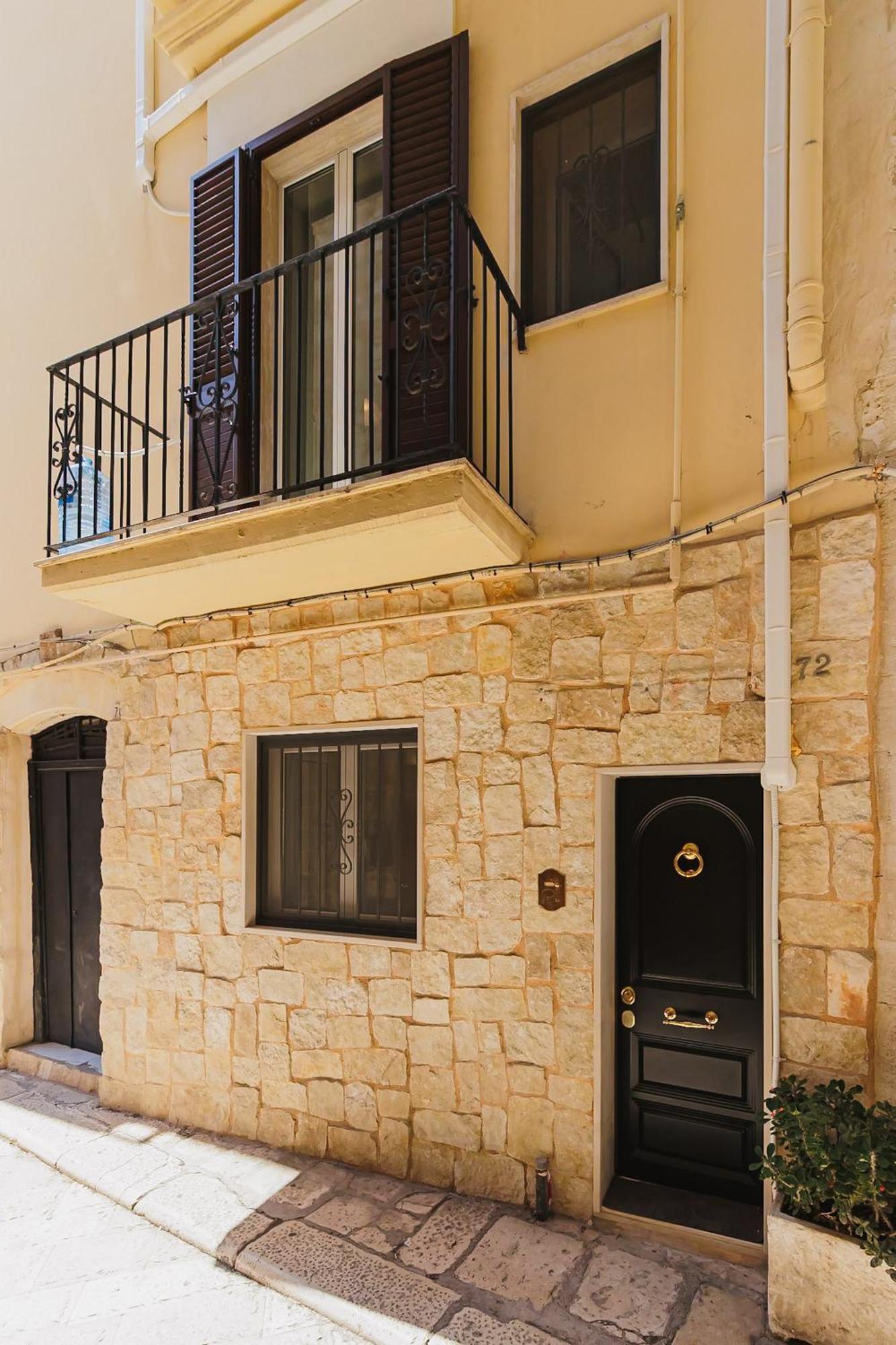 Vallisa 72 - Centro Storico Bari Exterior foto