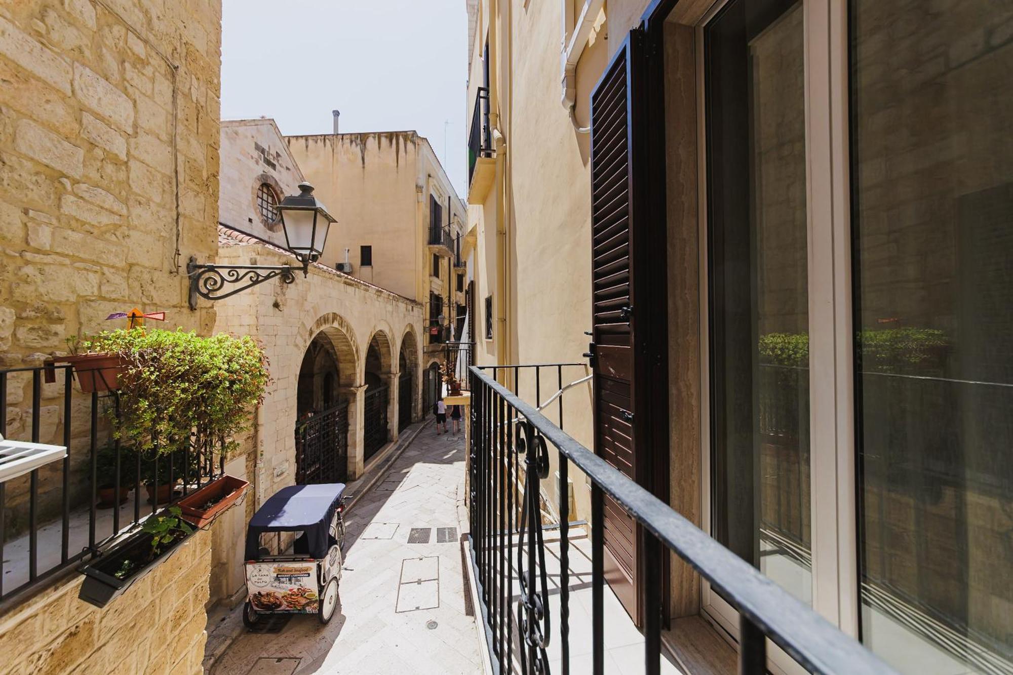 Vallisa 72 - Centro Storico Bari Exterior foto